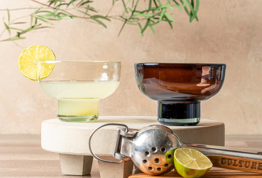 Handblown Glasses for simple, understated, and no-fuss drinks.

Sustainably handcrafted by glassblowing artisans in Jalisco, Mexico, each glass is meticulously shaped while molten hot, preserving its distinctive character.