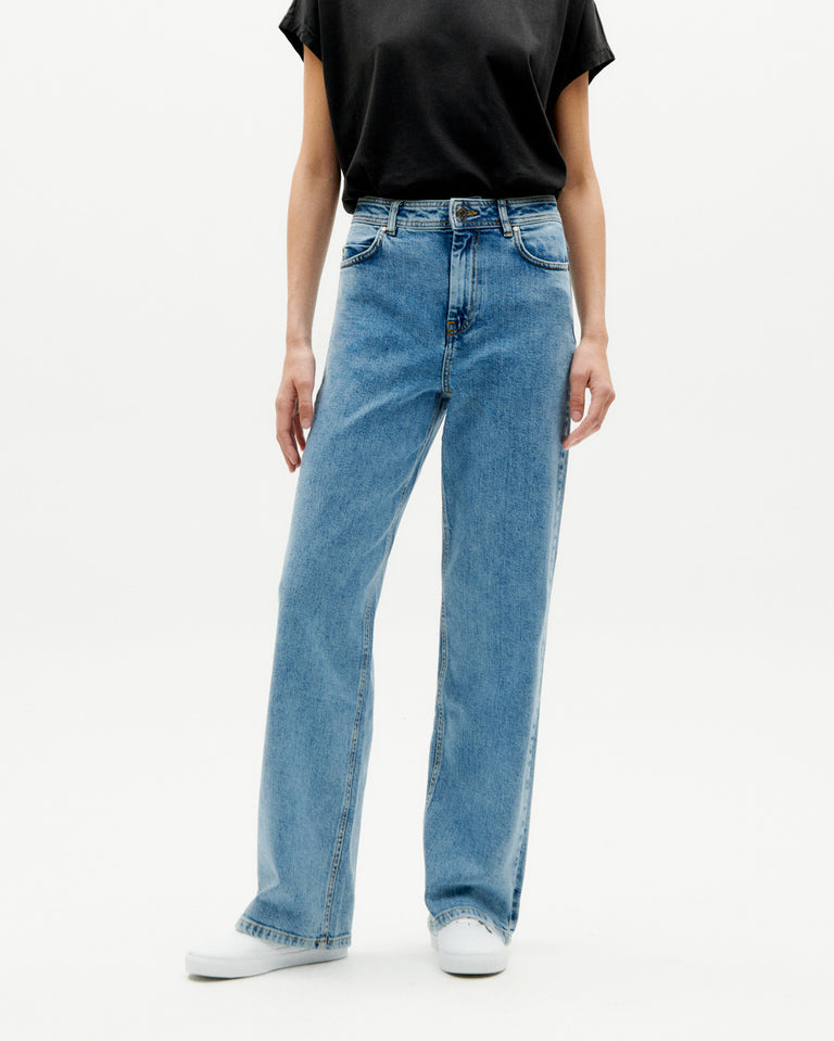 Thinking Mu Light Clean Denim Theresa Pants / A classic, high waisted pant with straight cut leg.  99% organic cotton 1% elastane - Sustainably made in China.