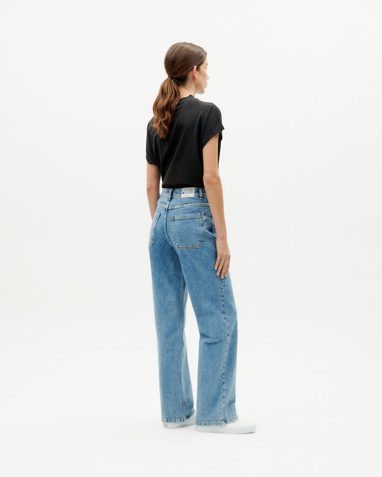 Thinking Mu Light Clean Denim Theresa Pants / A classic, high waisted pant with straight cut leg.  99% organic cotton 1% elastane - Sustainably made in China.