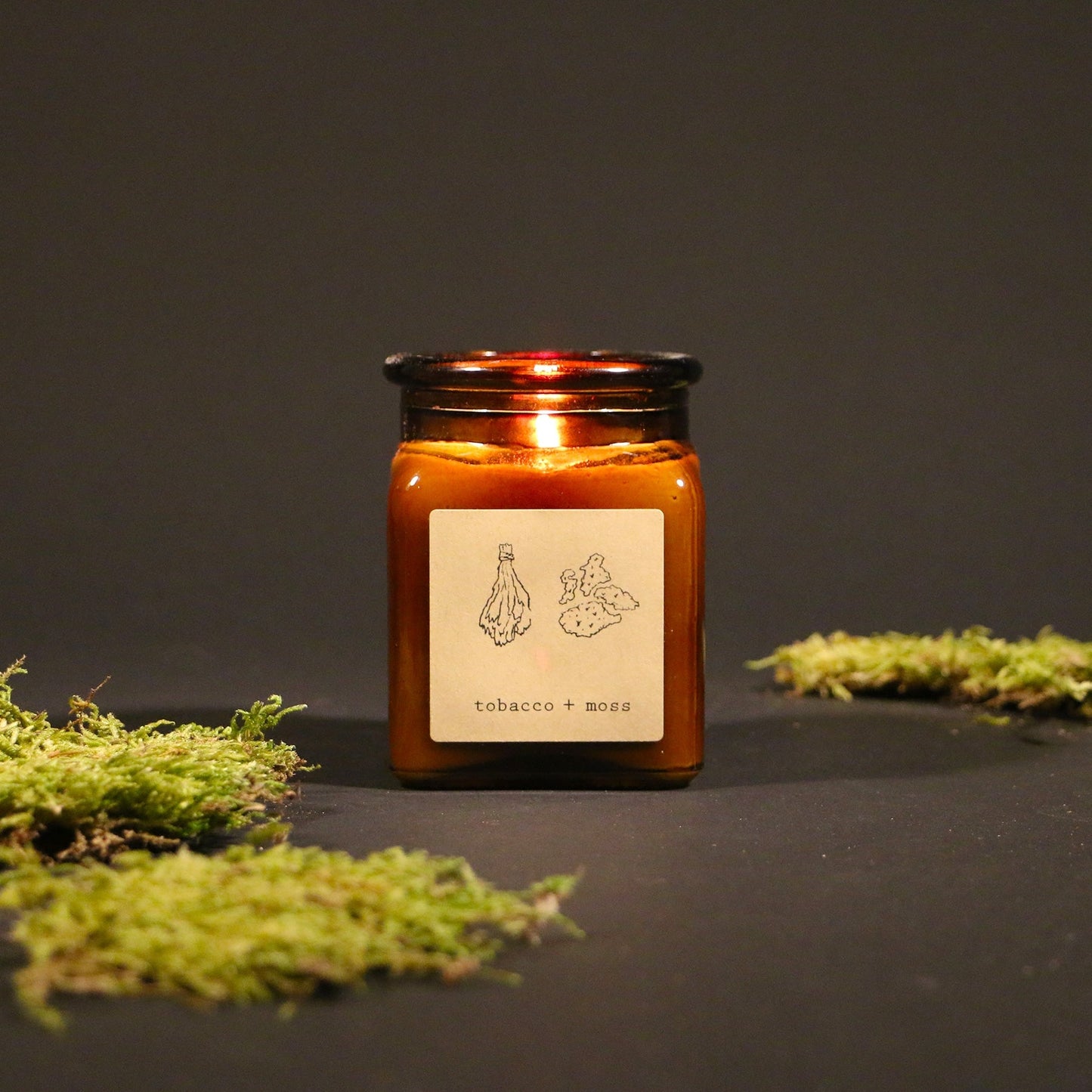 Don’t let the name fool you because it won’t smell like grandpa’s smoking pipe. Fresh moss and fern balance notes of rich tobacco and cognac in this robust scent. 100% natural soy wax poured in reusable amber jar.