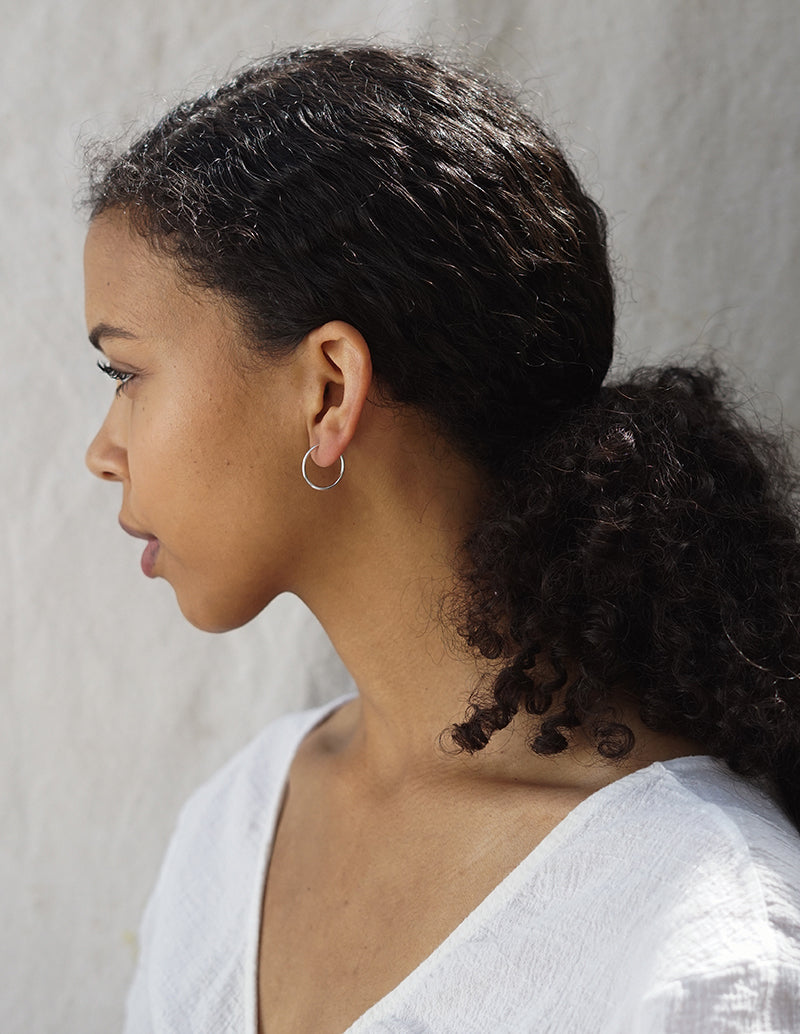 baleen jewelry leen hoop earrings available in either sterling silver or gold vermeil