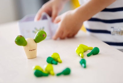 Balancing cactus wooden toy by Plan Toys. It’s all about strategy! The player that can build and balance the cactus without making it fall is the winner. Ideal for 3 years and older.